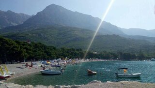 received_2381426032107109