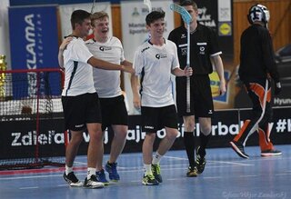 S ďalšieho gólu sa tešia Krajčovič, Bezák a Berešík