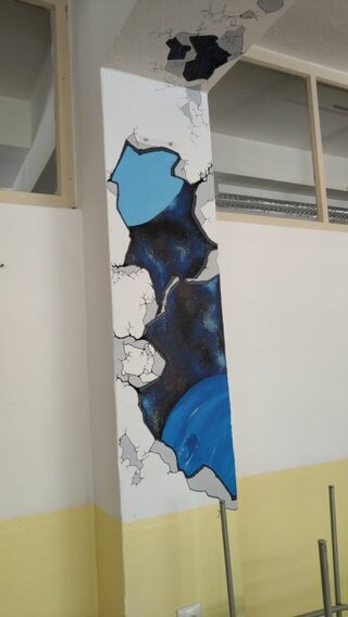 fragmenty slnečnej sústavy v učebni fyziky