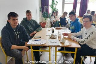 2022-04-dejepis-sutaz-1